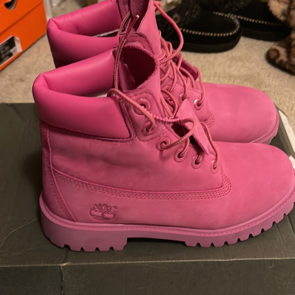 Pink Timberland - Picture 4 of 4
